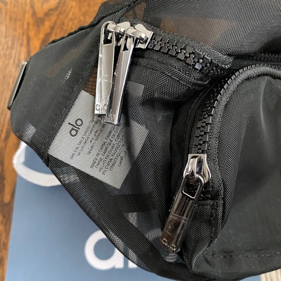 NWT ALO Sheer Fanny Pack - Black - Picture 10 of 12